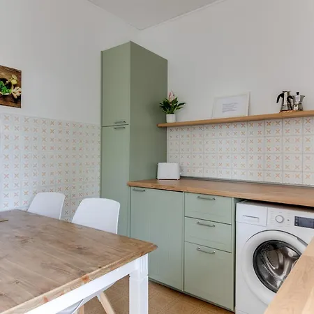 Accogliente, بيزارو